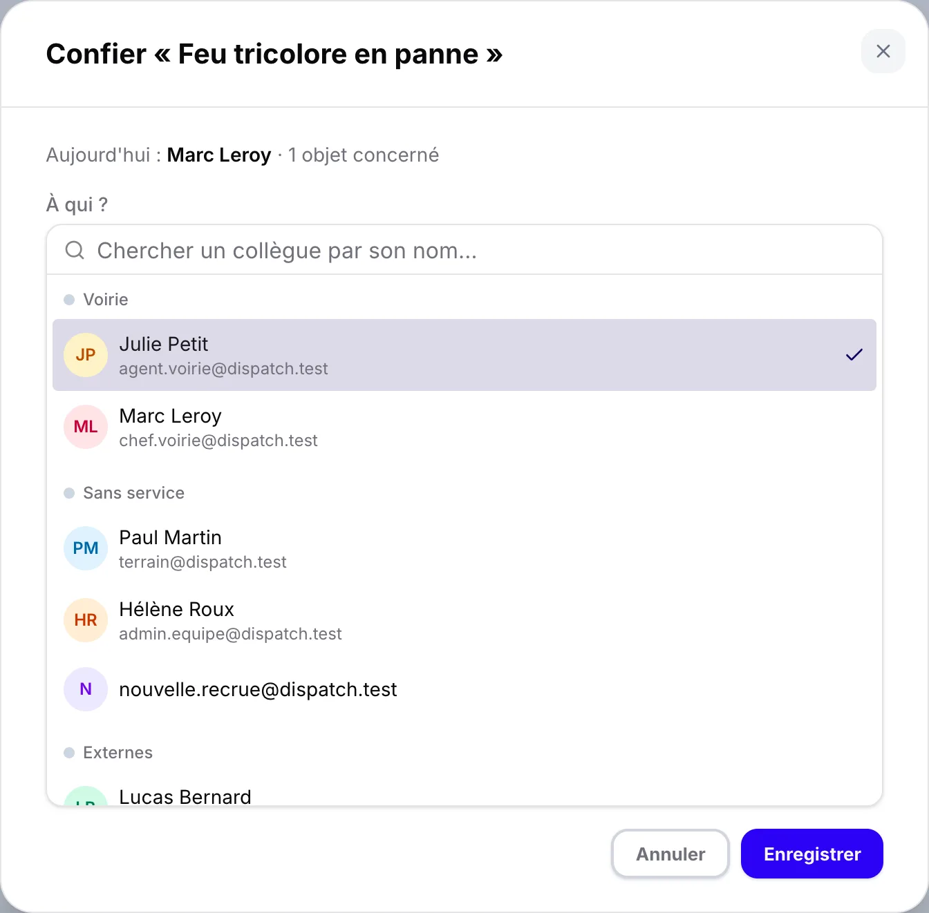 Confier un objet à une autre personne